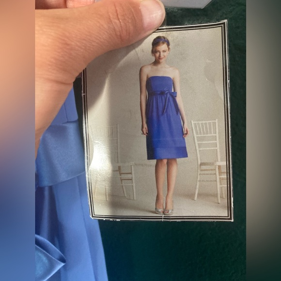 After Six Bridesmaid dress size 6
Periwinkle Lavender Tea Length
Chiffon NWT - Picture 8 of 12